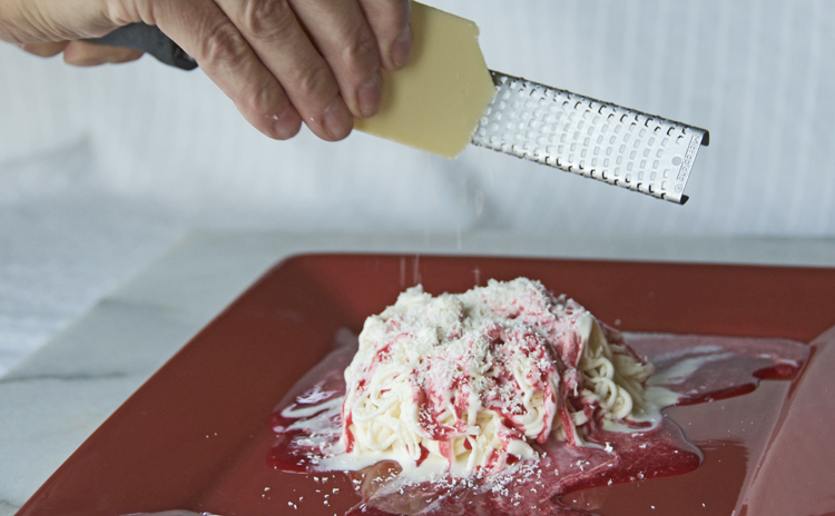 Pasta Ice Spaghetti Ice-Cream (Spaghetti-Eis) | Spoonfuls of Germany